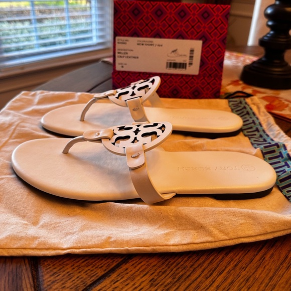 Tory Burch Miller Soft Leather Sandal in New Ivory Size 9 - Picture 2 of 9